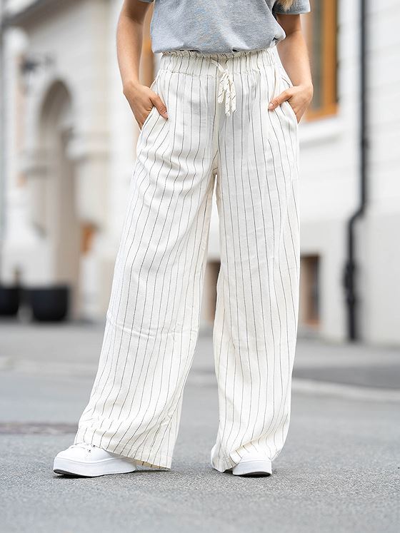 A-View Lerke Stripe Pants Off White
