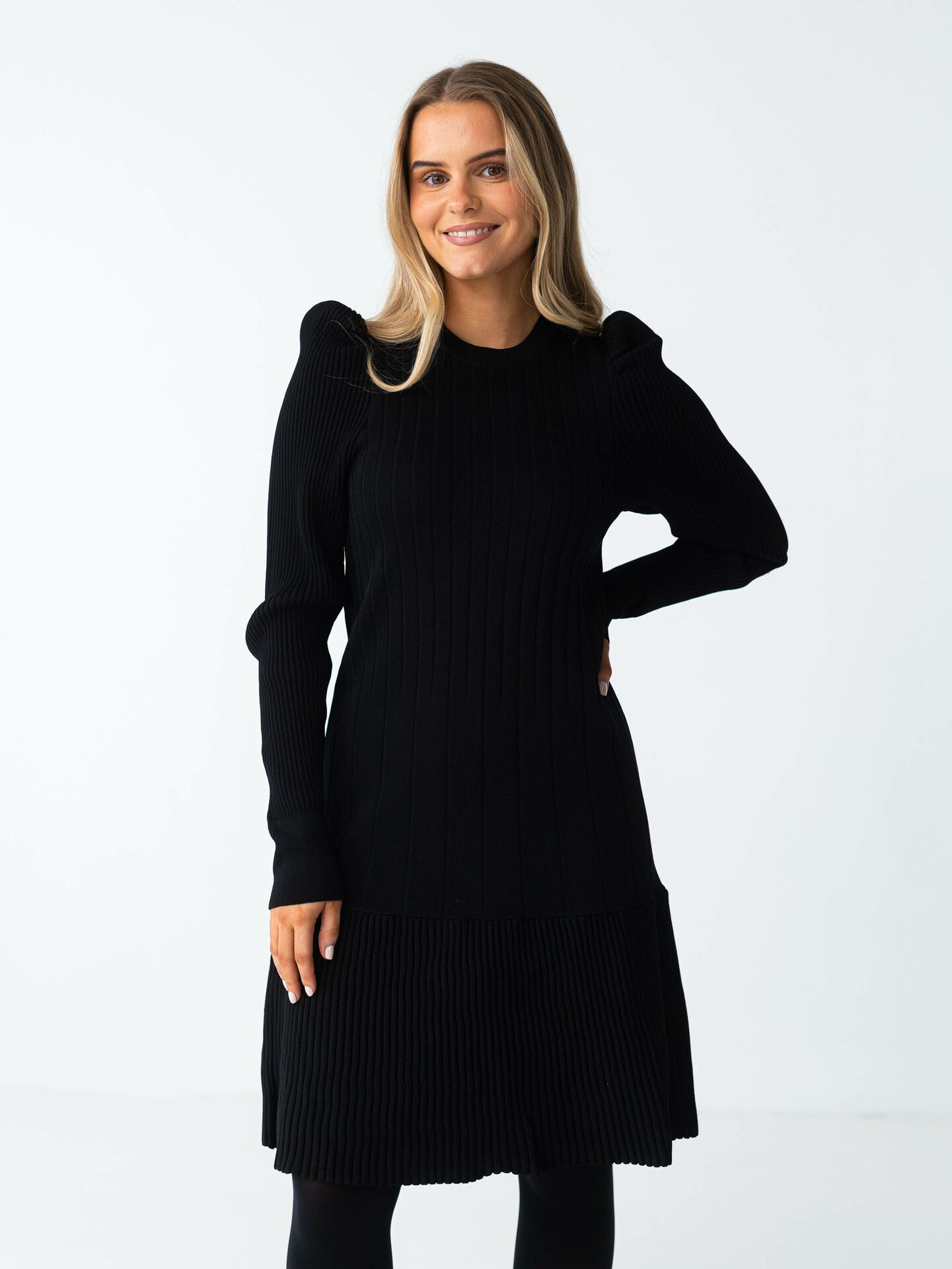 JUEMI♡Pillingless Long Sleeve Knit Dress-