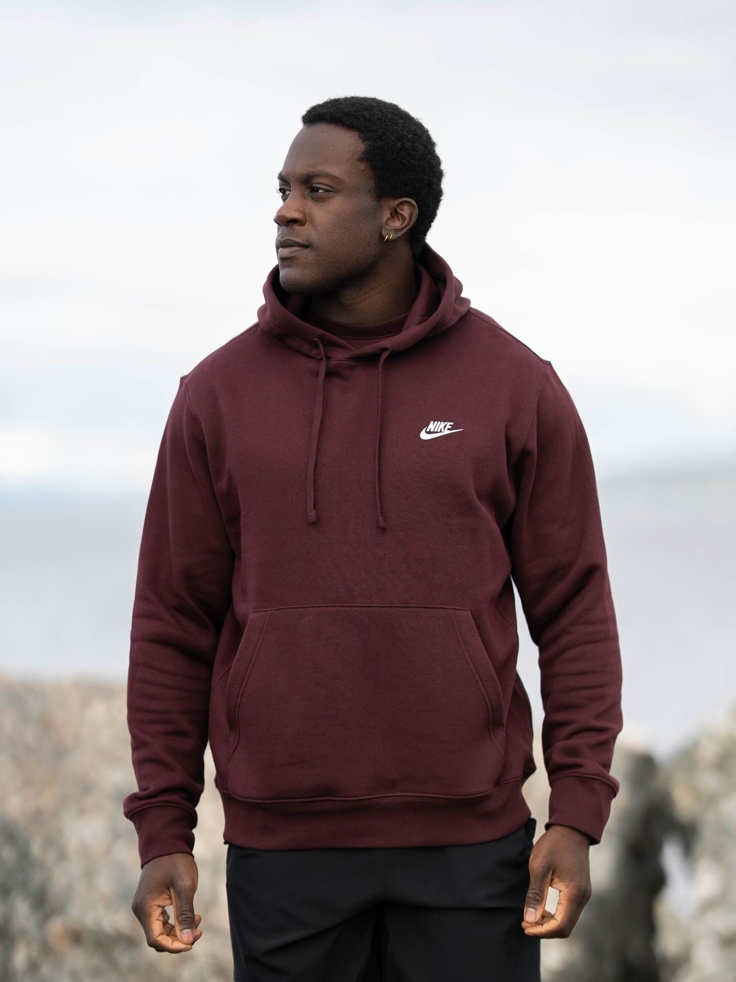 Burgundy nike pullover hoodie fashion