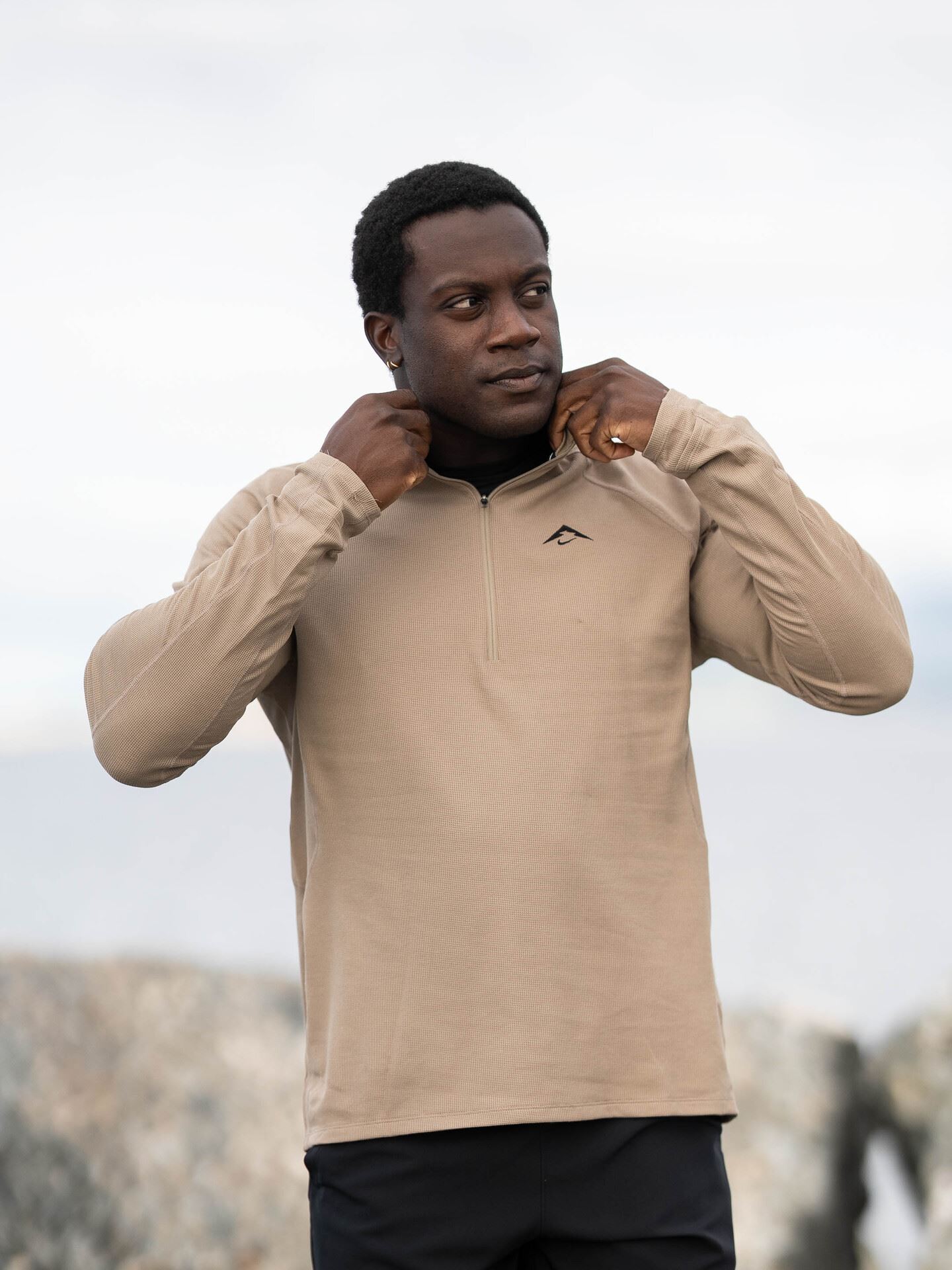 Nike half zip khaki online