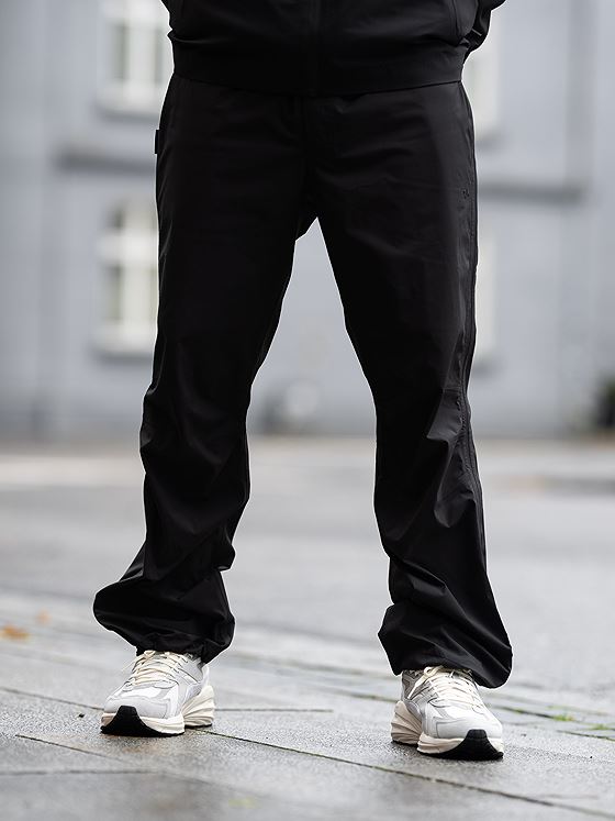 Twentyfour Mode Loosefit Skallbukse Sort